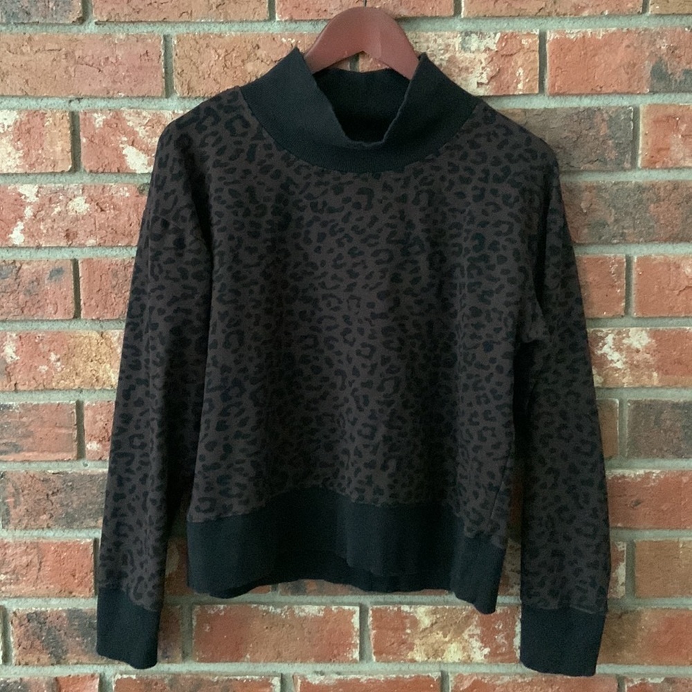 Vince Camuto Brown & Black Leopard Print Pullover Sweater